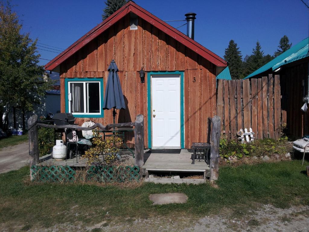 Steamboat Mountain Chalets Hotell Spillimacheen Rum bild